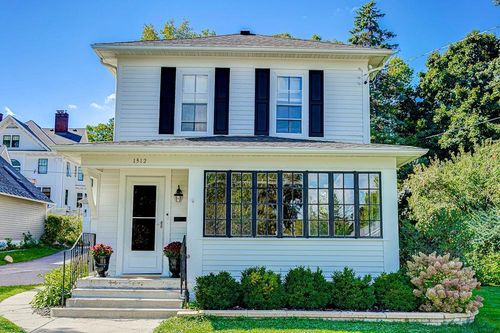 1312 2nd St S, Stillwater, MN, 55082-6214 | Card Image