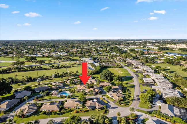 102 Villa Cir, Condo with 2 bedrooms, 2 bathrooms and null parking in Atlantis FL | Image 33