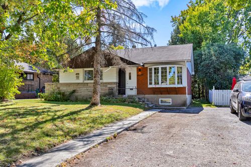 11930 Rue Poincaré, Montréal, QC, H3L3L9 | Card Image