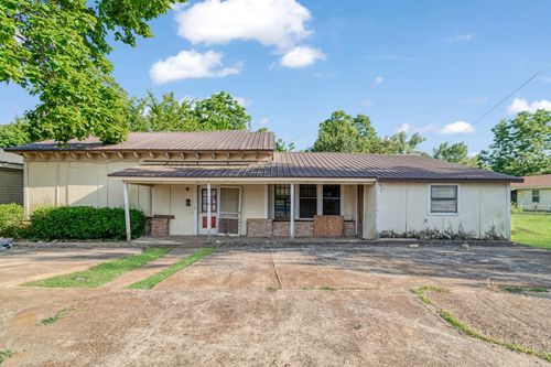 2170 E Cherry St, Paris, TX, 75460-4748 | Card Image