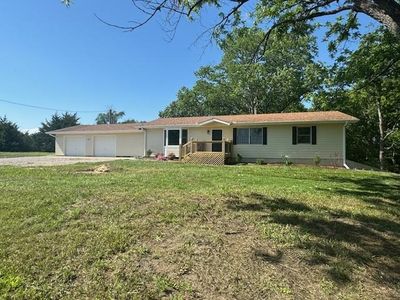 4339 K 68 Highway, House other with 3 bedrooms, 2 bathrooms and null parking in Wellsville KS | Image 3