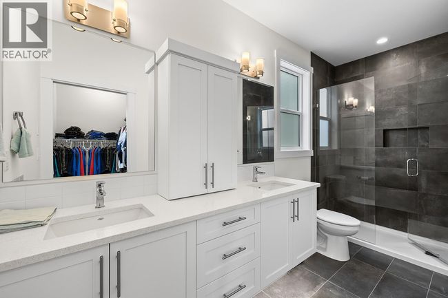 1436 Tower Ranch Dr, House other with 2 bedrooms, 3 bathrooms and 4 parking in Kelowna BC | Image 32