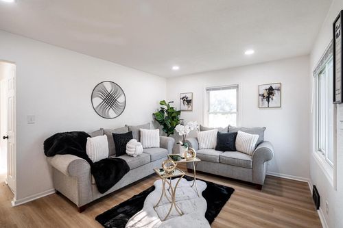4726 W Villard Avenue, Milwaukee, WI, 53218 | Card Image