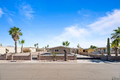 13603 E 47th Ln, Yuma, AZ, 85367-6423 | Card Image