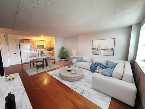 apt-4b-221 Beach 80th St, Rockaway Beach, NY, 11693-2005 | Card Image