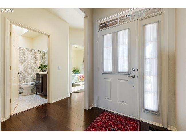 5725 Windfield Loop, House other with 3 bedrooms, 2 bathrooms and 2 parking in Lake Oswego OR | Image 5