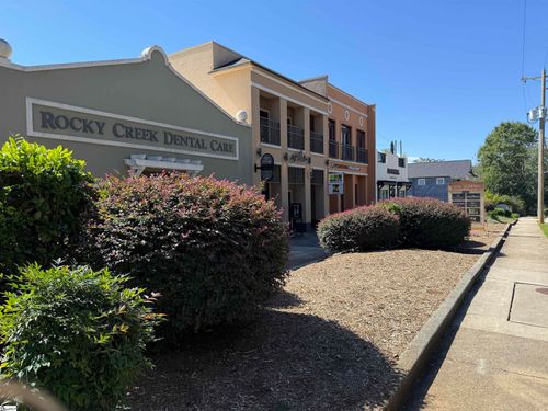 1322 E Washington St, Greenville, SC, 29607-1866 | Card Image
