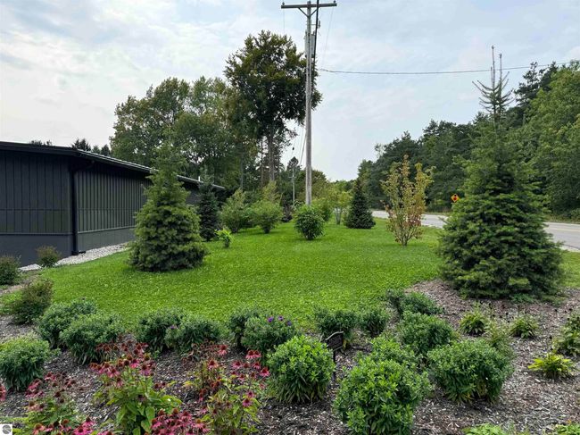 12639 N Northport Point Rd, Home with 0 bedrooms, 0 bathrooms and null parking in Northport MI | Image 21