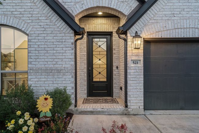 521 Cold River Run, House other with 4 bedrooms, 3 bathrooms and 6 parking in Kyle TX | Image 4