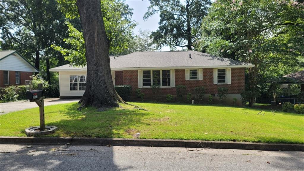 Lois Ln, Atlanta, GA 30315