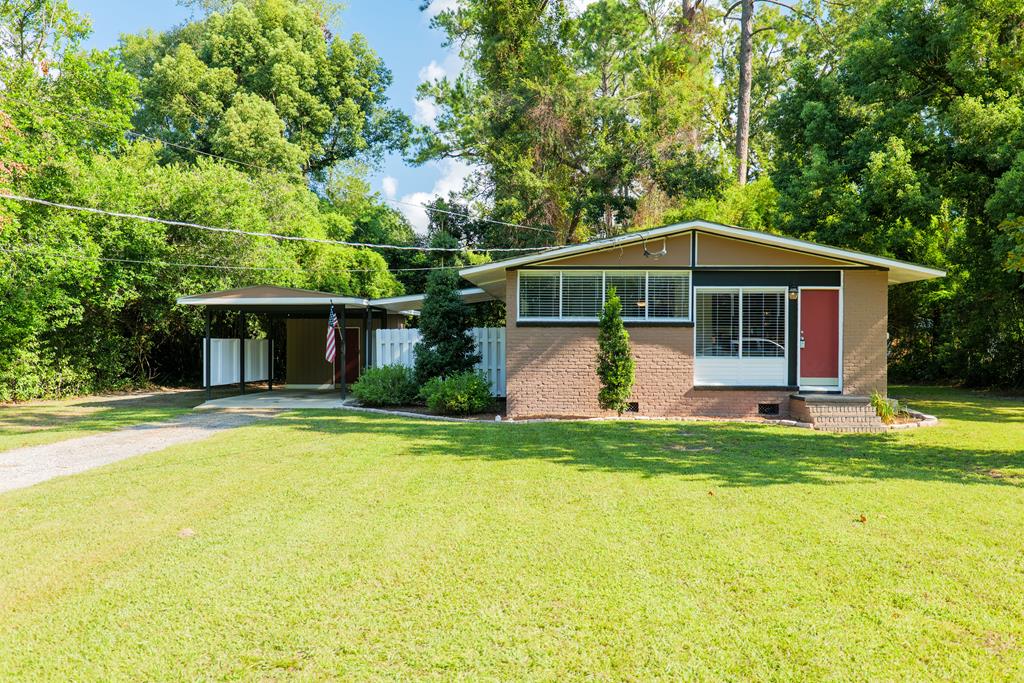 Canterbury Dr, Valdosta, GA 31602