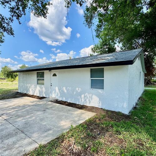 390 Hazel Cir, PUNTA GORDA, FL, 33982-8226 | Card Image