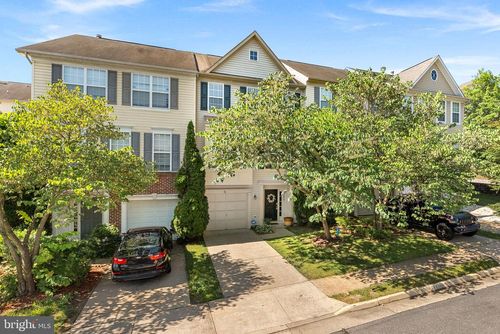 15673 Mendoza Ln, WOODBRIDGE, VA, 22191-6231 | Card Image