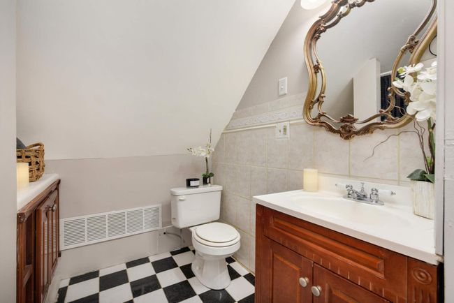 Finished Attic Space | Image 21