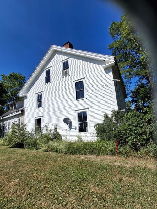 297 S S. Main Street, Winterport, ME, 04496 | Card Image