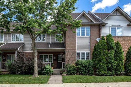 21-100 Beddoe Dr, Hamilton, ON, L8P4Z2 | Card Image