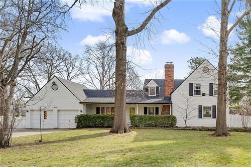 6915 Reeds Rd, Prairie Village, KS, 66208-2063 | Card Image