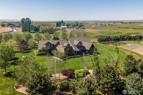 5736 Frog Hollow Rd, Touchet, WA, 99360-8616 | Card Image