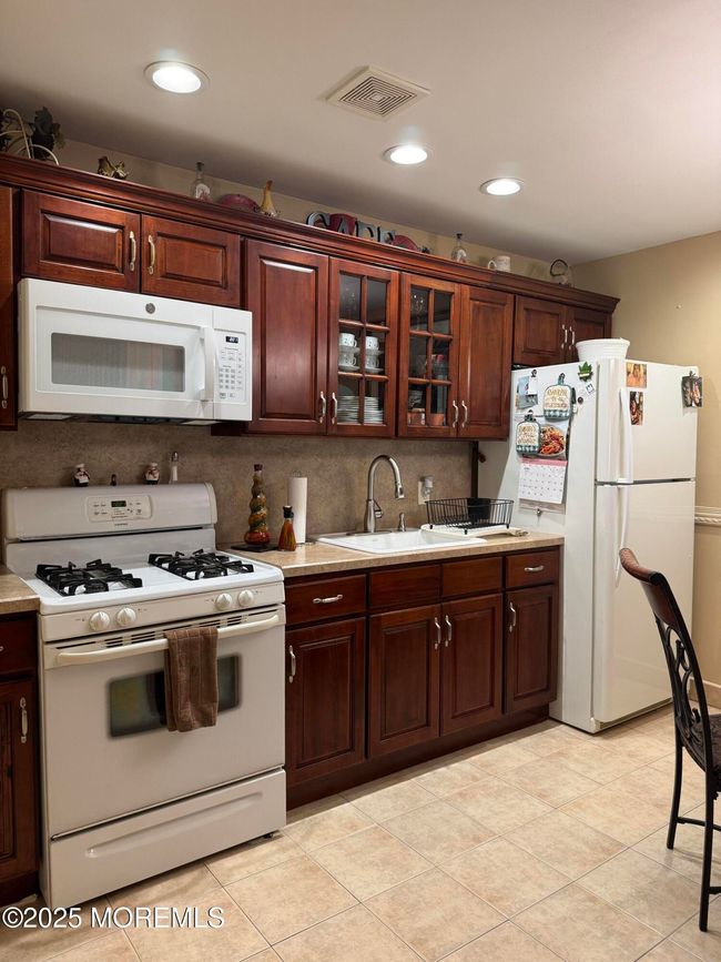 16B - 16 Robin St, Home with 2 bedrooms, 1 bathrooms and 2 parking in Manchester NJ | Image 17