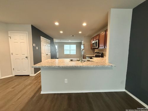 8114 Apex Vw, San Antonio, TX, 78244-1939 | Card Image