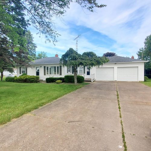 10410 Patten Tract Rd, Monroeville, OH, 44847-9318 | Card Image