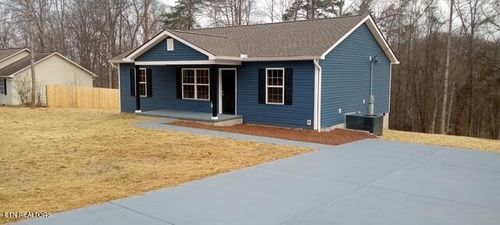 1920 Big Chiefs Skyview Dr, Sevierville, TN, 37876-0118 | Card Image