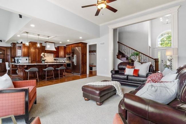8127 Lone Elm Rd, House other with 5 bedrooms, 5 bathrooms and null parking in Lenexa KS | Image 10