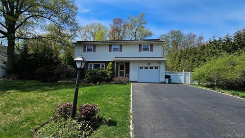 72 Schriever Ln, New City, NY, 10956-3314 | Card Image