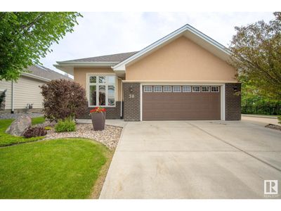 18343 Lessard Rd Nw, House other with 4 bedrooms, 3 bathrooms and 4 parking in Edmonton AB | Image 2