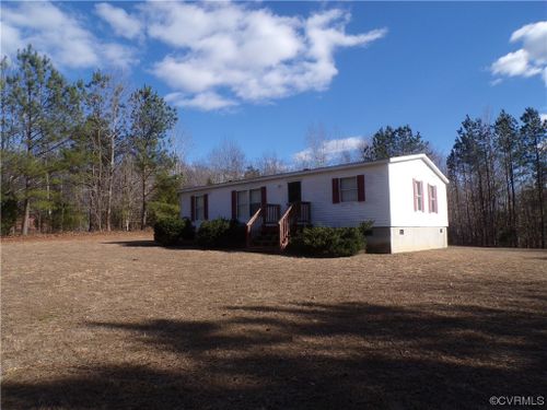 2670 Cloverdale Rd, BREMO BLUFF, VA, 23022-2319 | Card Image