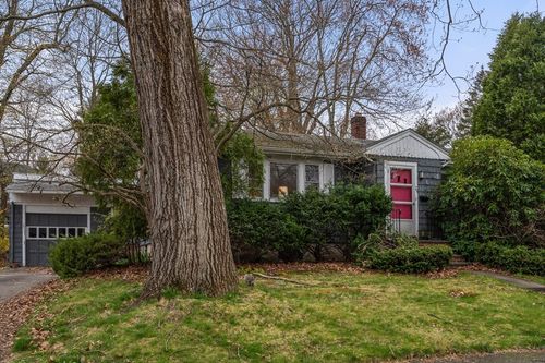 25 Spruce St, Milton, MA, 02186-4633 | Card Image