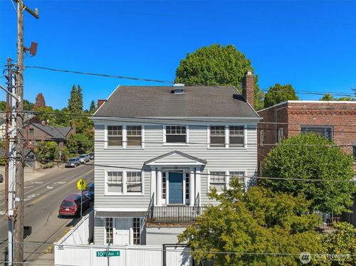 746 10th Ave E, Seattle, WA, 98102-4668 | Card Image