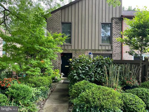 87 Winged Foot Dr, READING, PA, 19607-3410 | Card Image