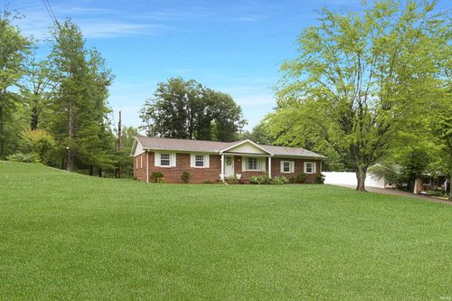 7200 Russell Pl, Chandler, IN, 47610-9277 | Card Image