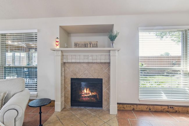 Gas log fireplace. | Image 16