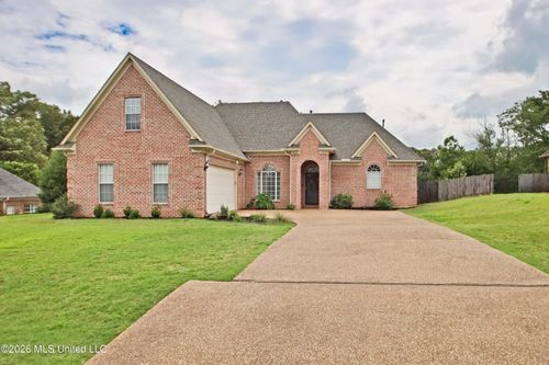 1732 Ready Dr, Hernando, MS, 38632-7891 | Card Image