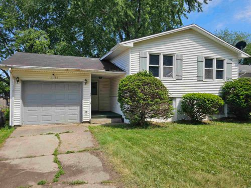 2632 19th St, Rockford, IL, 61109-1402 | Card Image