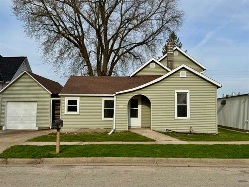 1260 Jefferson Street, FENNIMORE, WI, 53809 | Card Image