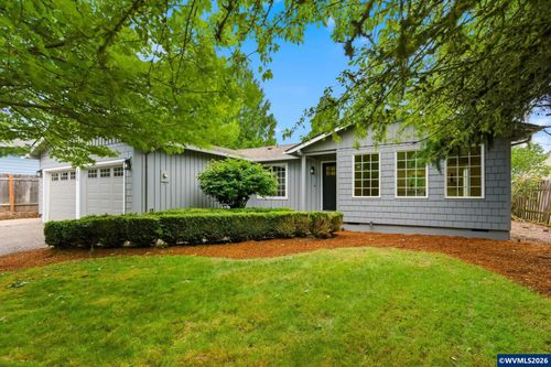 1015 Cunningham Ln S, Salem, OR, 97302 | Card Image