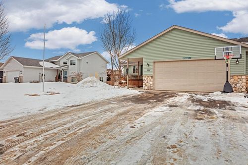 1107 9th St Ne, Milaca, MN, 56353-2106 | Card Image