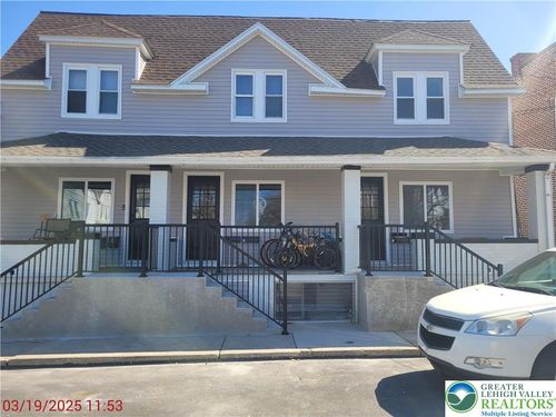 1-125 S Church St, Nazareth, PA, 18064-2006 | Card Image