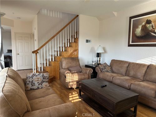 c-835 N Cleveland St, Oceanside, CA, 92054 | Card Image