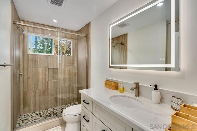 5048 - 5050 Gardena Ave, Condo with 1 bedrooms, 1 bathrooms and null parking in San Diego CA | Image 17