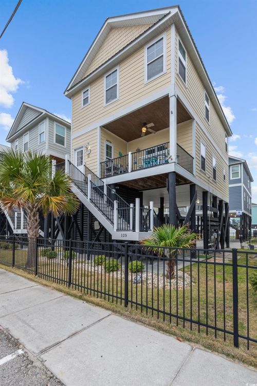 125 Garden City Retreat Dr, Murrells Inlet, SC, 29576-8099 | Card Image