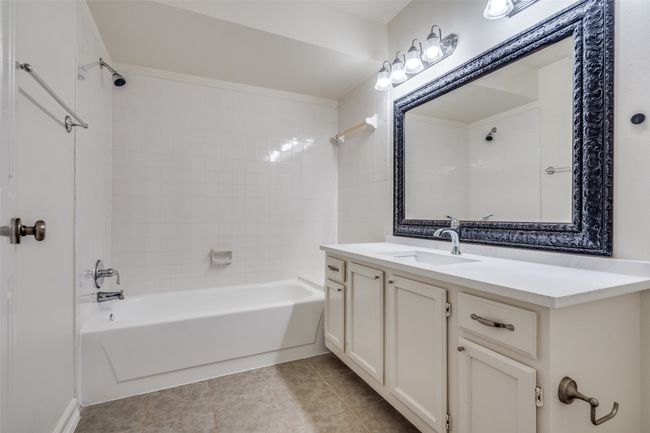 APT-138 - 4067 Beltway Dr, Condo with 2 bedrooms, 3 bathrooms and null parking in Addison TX | Image 10