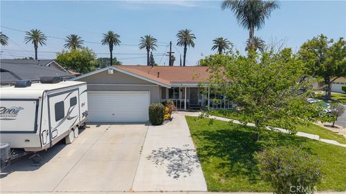 165 N Joyce Ave, Rialto, CA, 92376-6027 | Card Image
