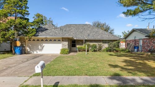 10151 E 23rd St, Tulsa, OK, 74129-4610 | Card Image