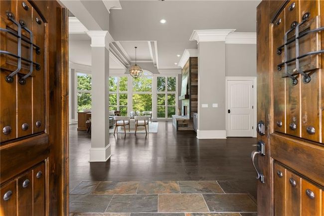 5610 Point West Dr, House other with 6 bedrooms, 7 bathrooms and null parking in Oakwood GA | Image 9