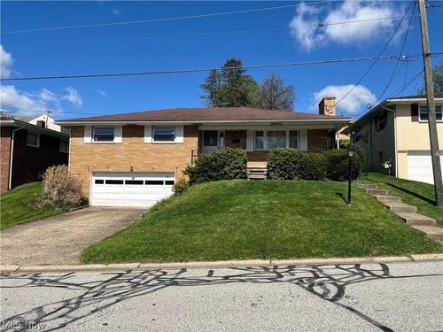 339 Garfield Ave, Steubenville, OH, 43952-3515 | Card Image