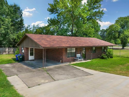680 E German Ln, Conway, AR, 72032-4787 | Card Image